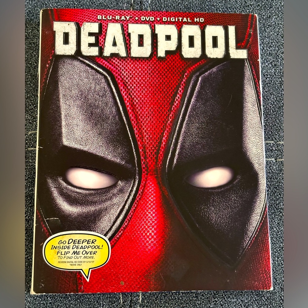 Deadpool Blu-Ray + DVD Digital HD Marvel Movie